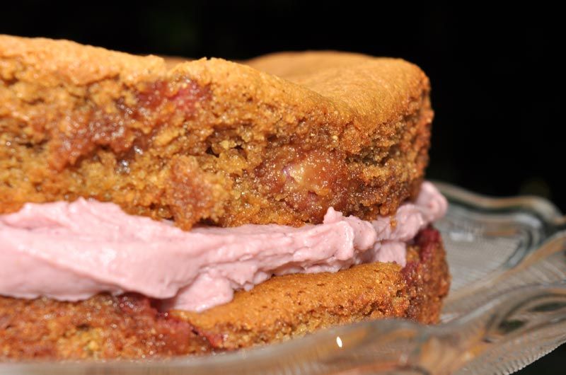 Summer Strawberry Cake with Strawberry Buttercream Frosting