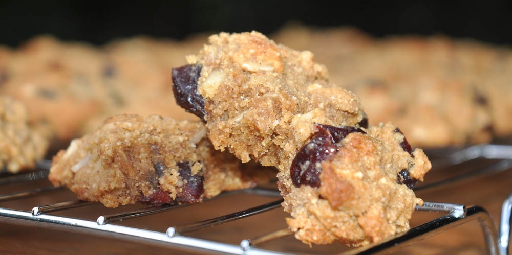 Cherry-Almond-Cookies