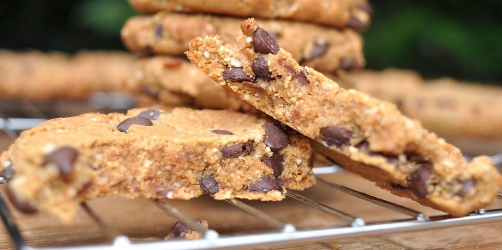 Flourless Chocolate Chip Cookies