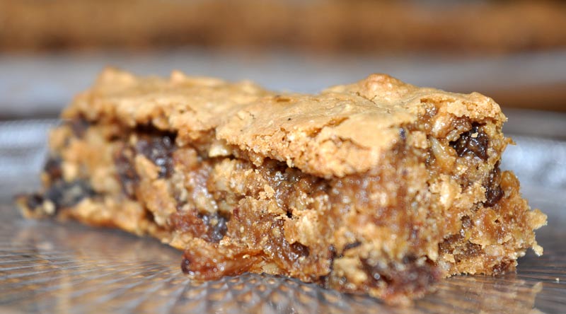 Lemon Sultana And Oat Cookie Slice