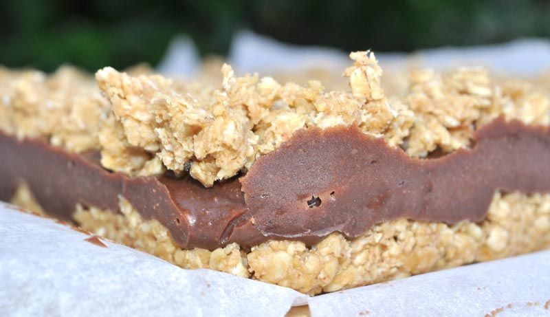 No Bake Chocolate Peanut Oat Bars