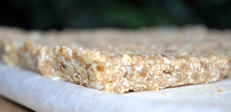 No Bake Date and Brazil Nut Energy Bars