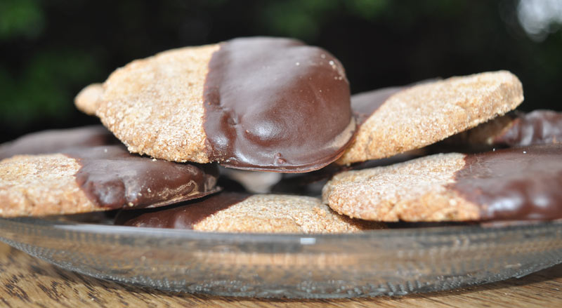 chocolate dipped coffee shortbread