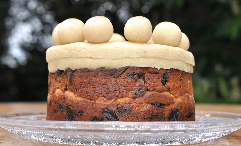 Simnel Cakes 0003