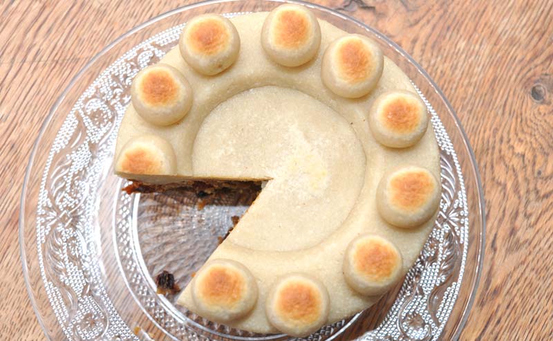 Simnel Cakes 0007