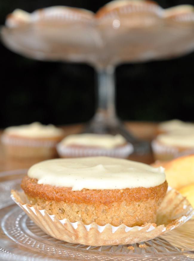 Peaches and Cream Cupcakes